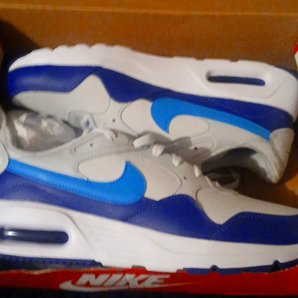 Mens 9.5 Nike ir mz